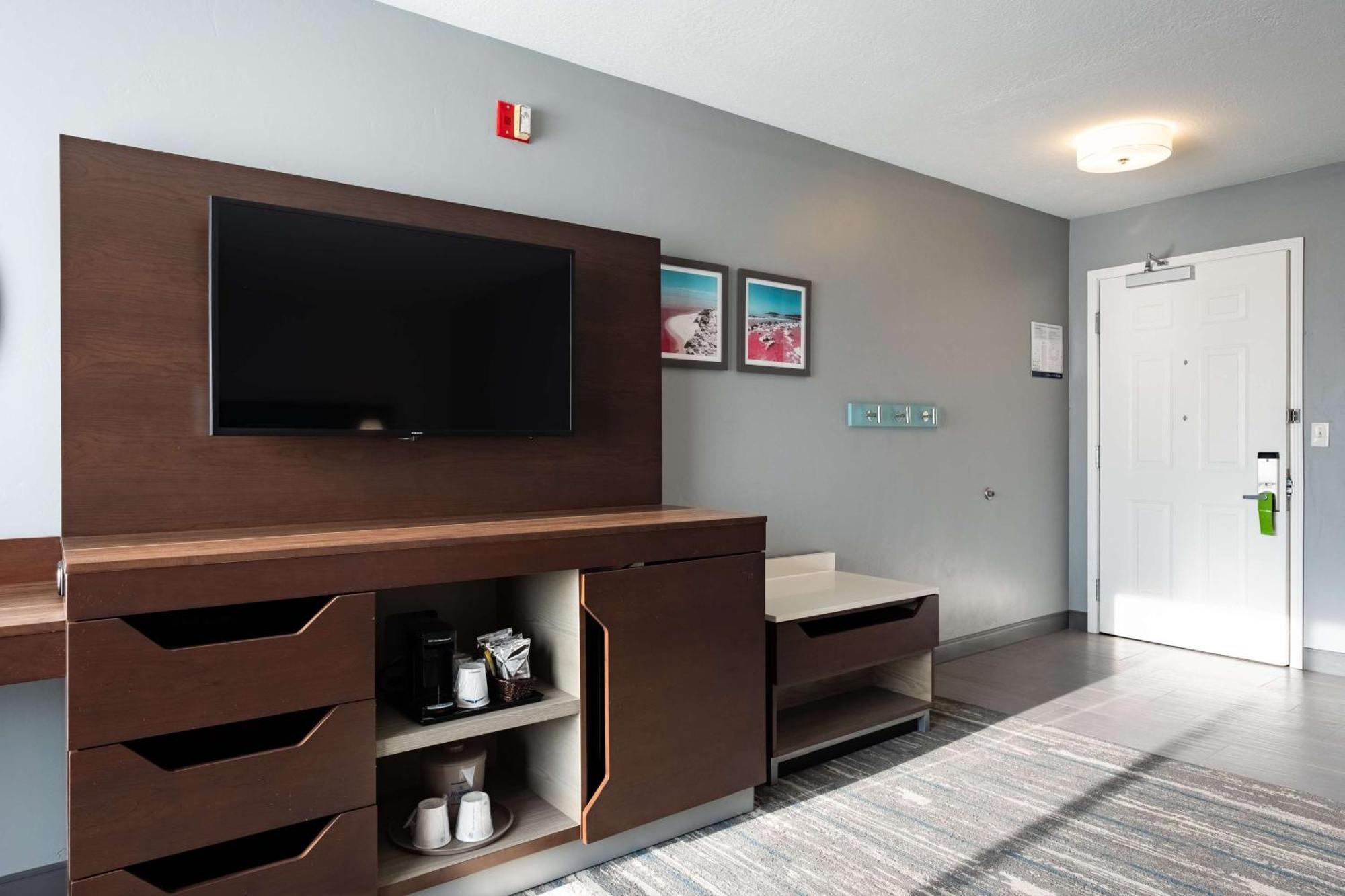 Hampton Inn & Suites Salt Lake City Airport Dış mekan fotoğraf