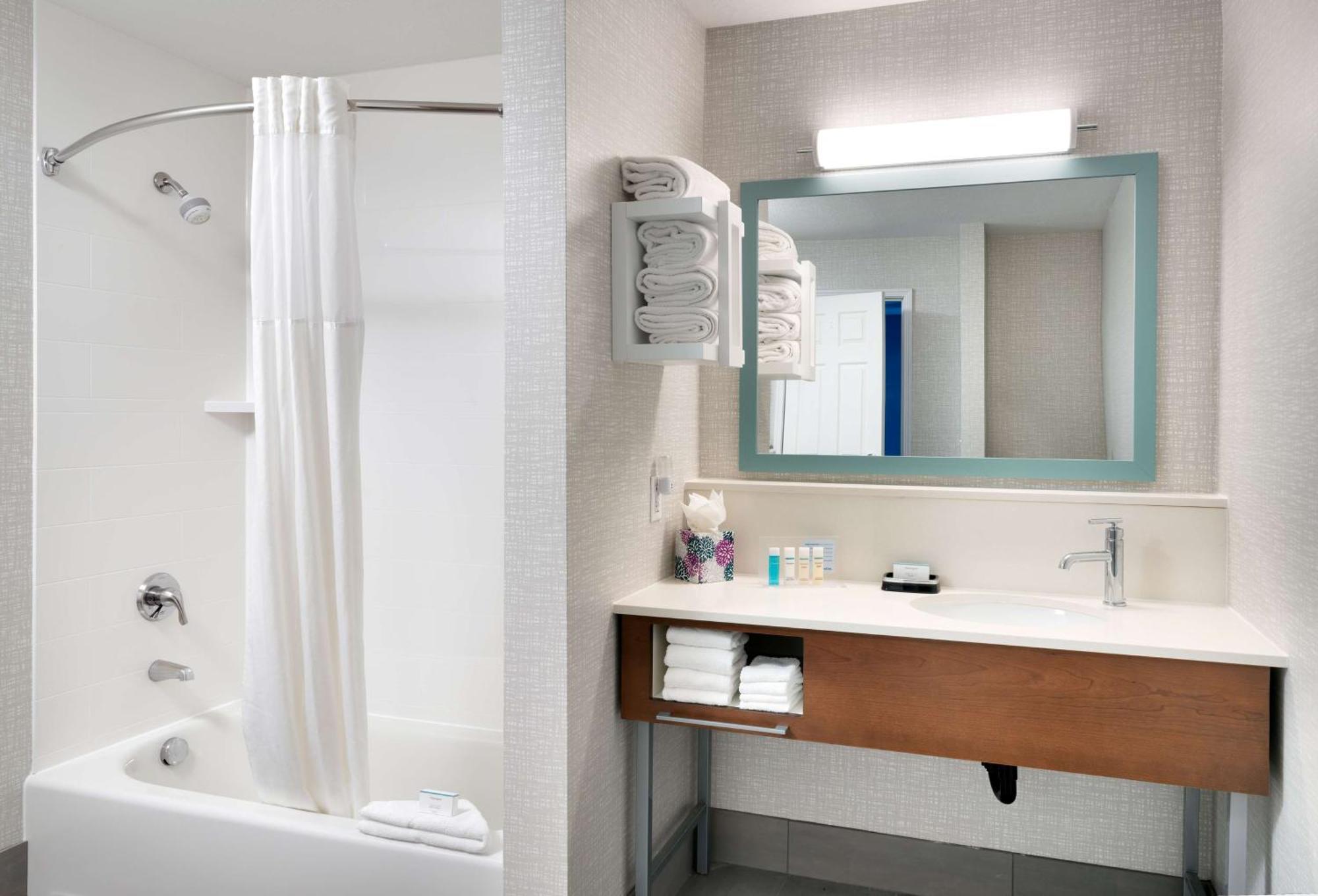 Hampton Inn & Suites Salt Lake City Airport Dış mekan fotoğraf