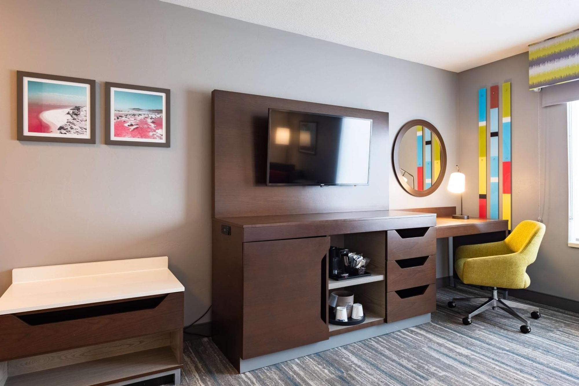 Hampton Inn & Suites Salt Lake City Airport Dış mekan fotoğraf