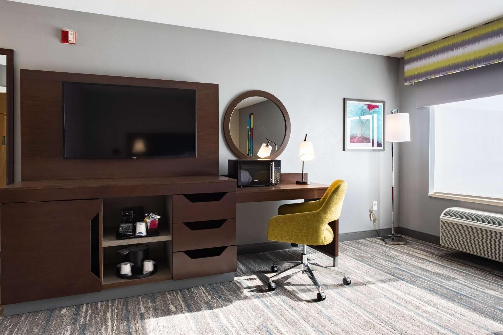 Hampton Inn & Suites Salt Lake City Airport Dış mekan fotoğraf